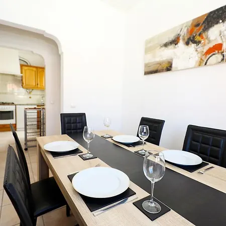 شقة B63 - Corner Street Historic Center In